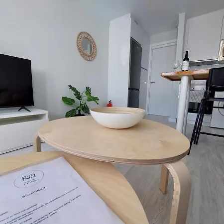 Caleton Lanzarote * بويرتو ذيل كارمين